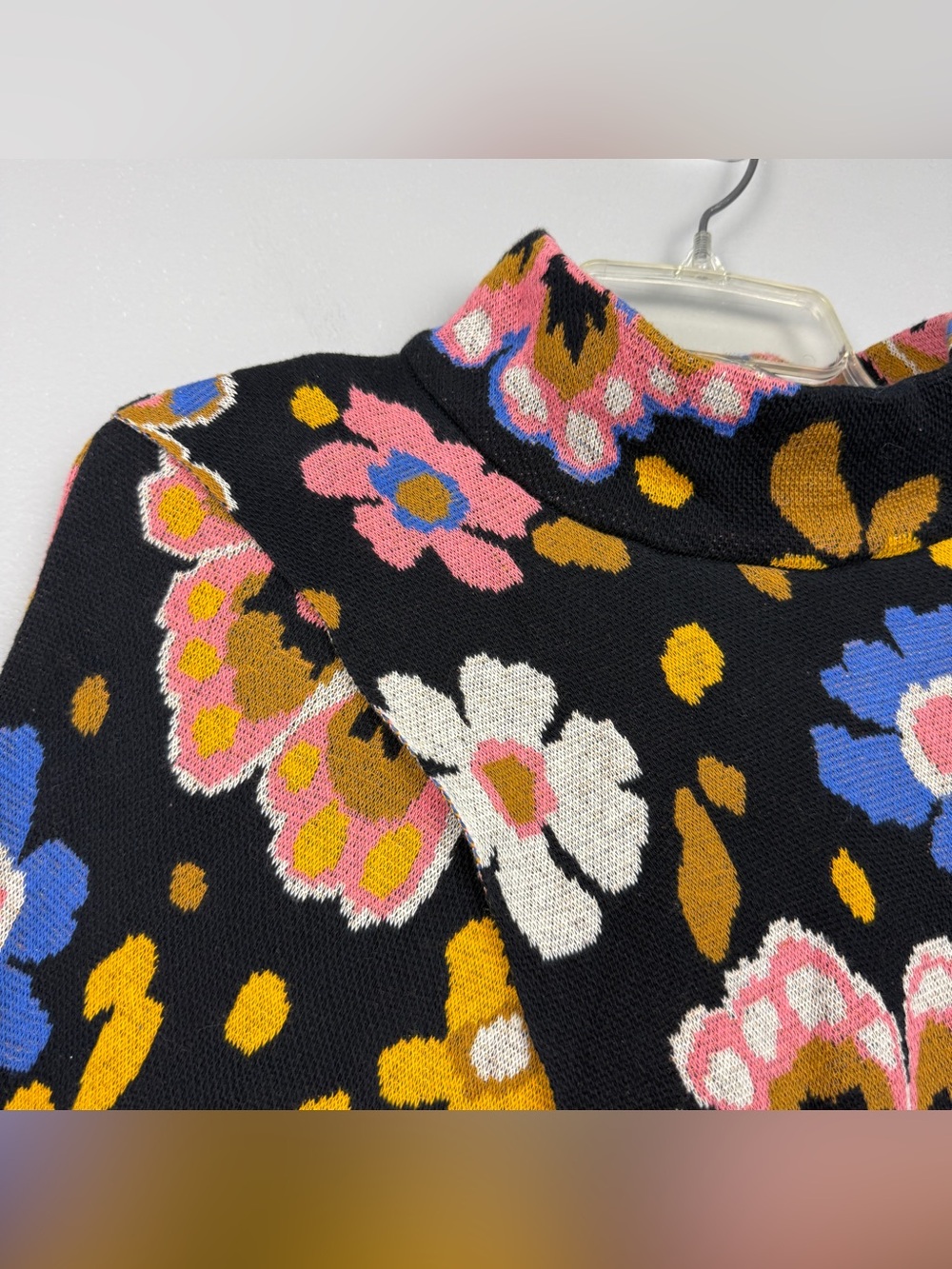 Farm Rio Intarsia Knit Crossover Floral Crop Sweater - Picture 4 of 7